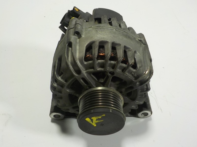 Recambio de alternador para opel crossland x 1.2 referencia OEM IAM 3640165 9670899580 217089496