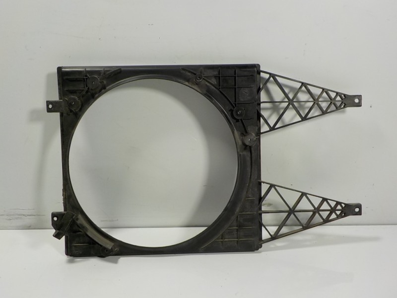 Recambio de canalizador aire para volkswagen polo (9n3) 1.4 16v referencia OEM IAM  6Q0121207I 