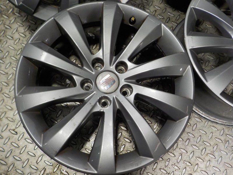 Recambio de juego llantas para seat alhambra (710) reference referencia OEM IAM 7N5601025HCK7 7N5601025D 