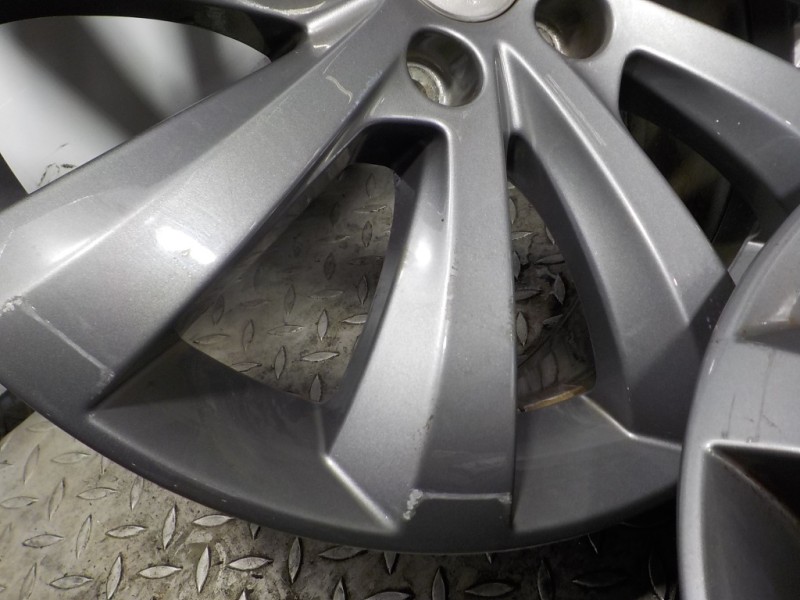 Recambio de juego llantas para seat alhambra (710) reference referencia OEM IAM 7N5601025HCK7 7N5601025D 