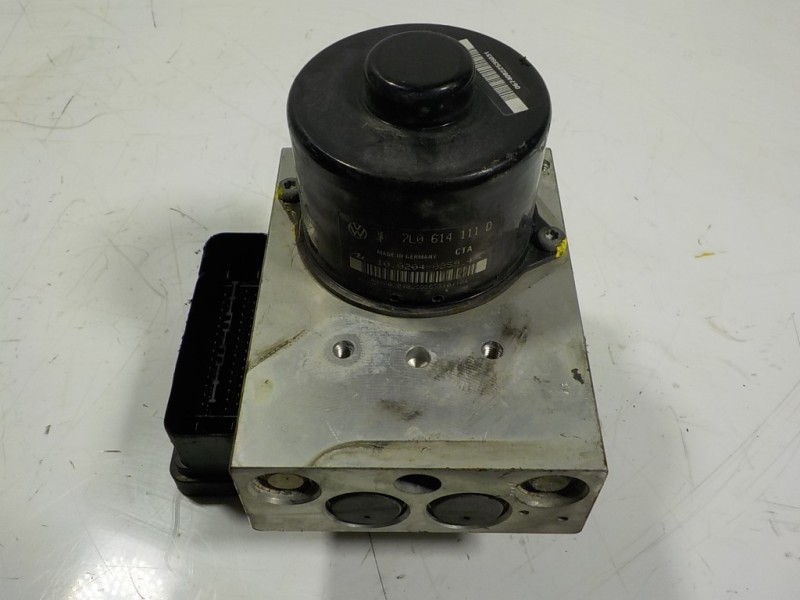 Recambio de abs para volkswagen touareg (7la) 2.5 tdi referencia OEM IAM 7L0614111E 7L0907379C 1002040259A