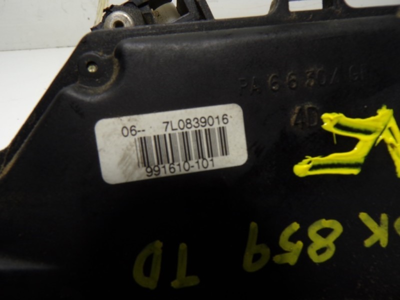 Recambio de cerradura puerta trasera derecha para volkswagen touareg (7la) 2.5 tdi referencia OEM IAM 7L0839016D 7L0839016 