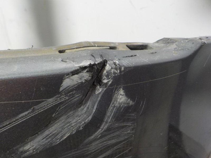 Recambio de paragolpes delantero para volkswagen touareg (7la) 2.5 tdi referencia OEM IAM 7L6807217AF  