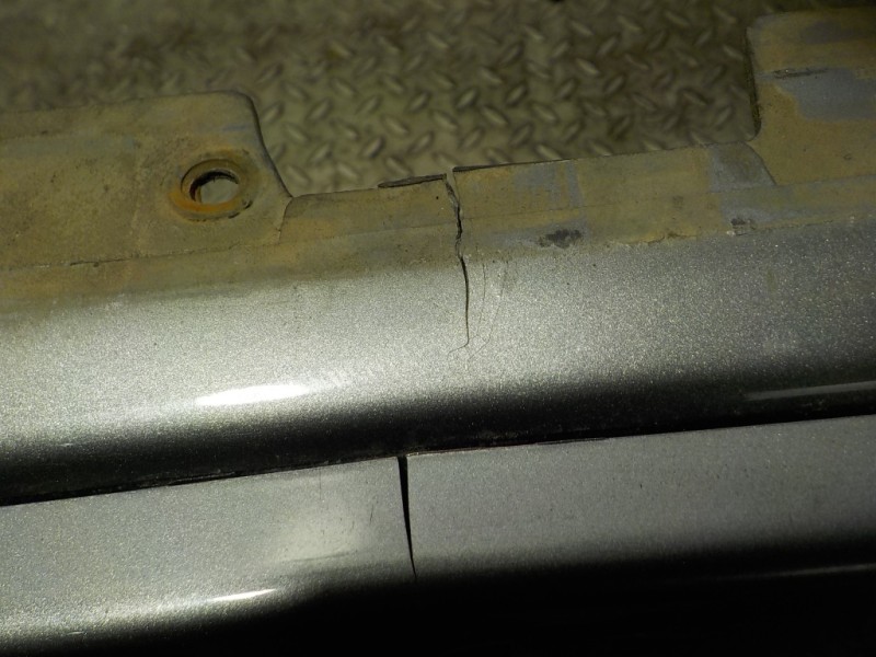 Recambio de paragolpes delantero para volkswagen touareg (7la) 2.5 tdi referencia OEM IAM 7L6807217AF  