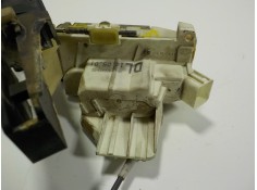 Recambio de cerradura puerta trasera izquierda para ford mondeo berlina (ge) 1.8 cat referencia OEM IAM  XS41A26413CG  2