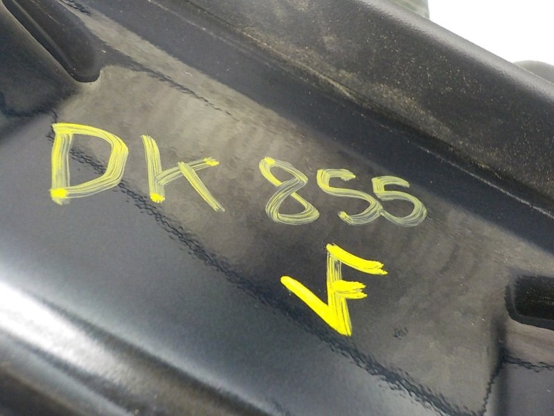 Recambio de porton trasero para toyota auris 1.4 turbodiesel cat referencia OEM IAM   