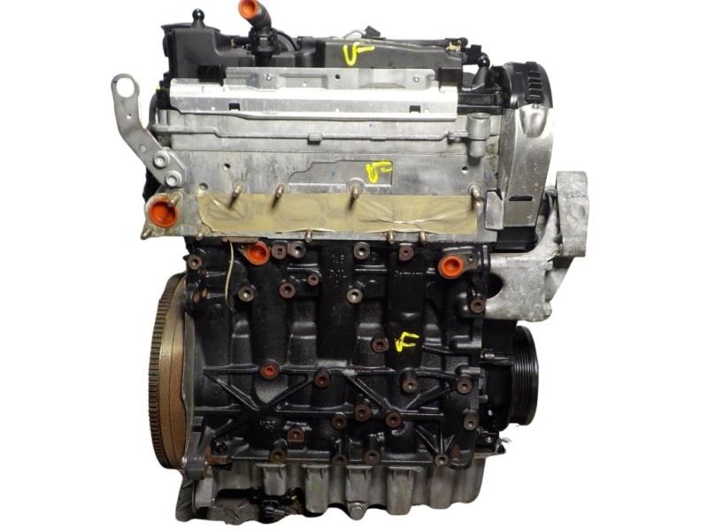 Recambio de motor completo para volkswagen golf vii lim. 1.6 tdi dpf referencia OEM IAM 04L100090 CLH 