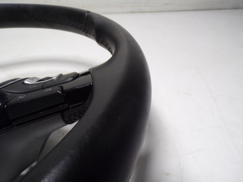 Recambio de volante para volkswagen golf vii lim. 1.6 tdi dpf referencia OEM IAM 5G0419091DJ 5G0419091 5G0419091