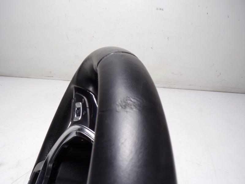 Recambio de volante para volkswagen golf vii lim. 1.6 tdi dpf referencia OEM IAM 5G0419091DJ 5G0419091 5G0419091