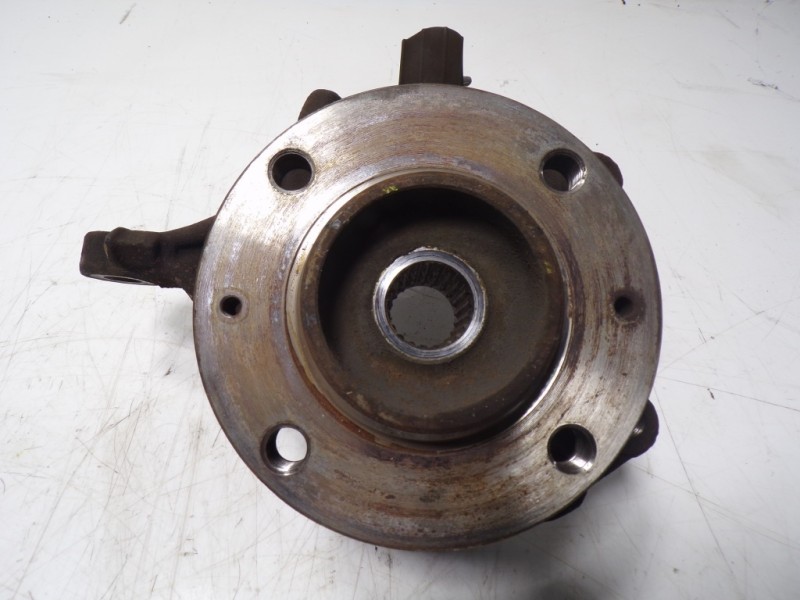 Recambio de mangueta delantera derecha para citroën c-elysée 1.6 hdi fap referencia OEM IAM 1607557580  