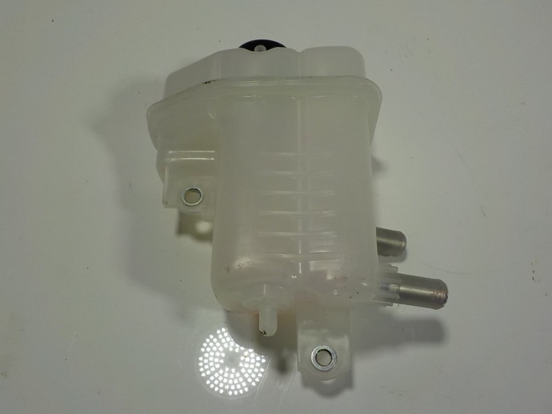 Recambio de deposito expansion para toyota rav4 hybrid fwd referencia OEM IAM G910G42010  