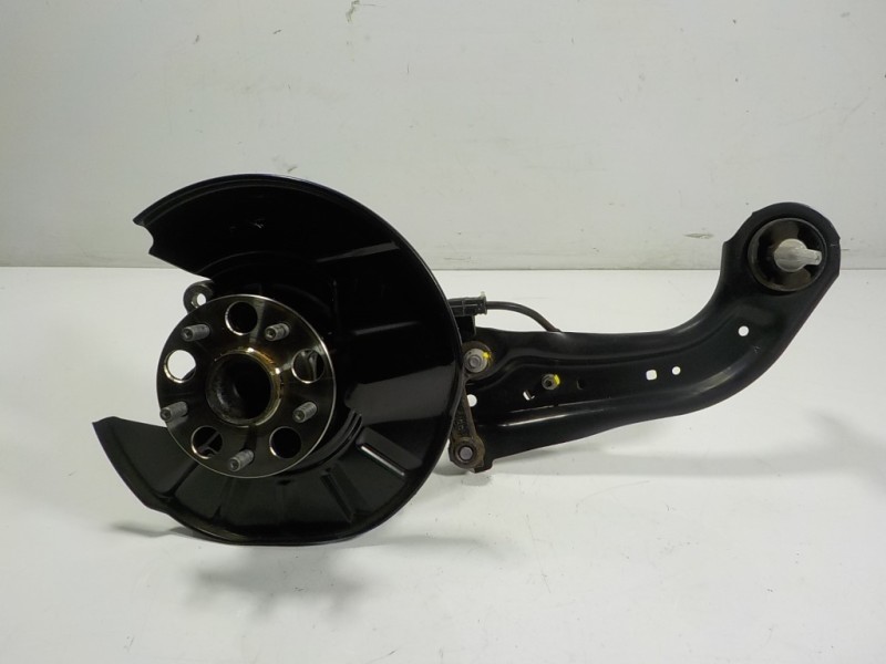 Recambio de mangueta trasera derecha para toyota rav4 hybrid fwd referencia OEM IAM 4230442060 Y1090 