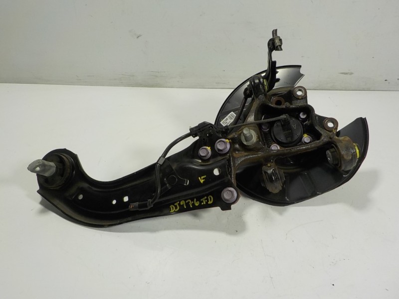 Recambio de mangueta trasera derecha para toyota rav4 hybrid fwd referencia OEM IAM 4230442060 Y1090 