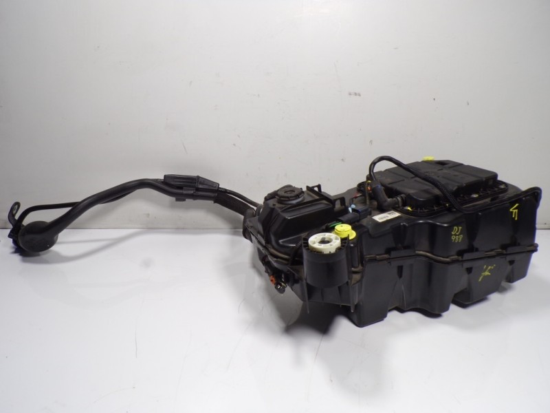 Recambio de deposito aditivo para toyota proace city 1.5 dci referencia OEM IAM  9832421480 