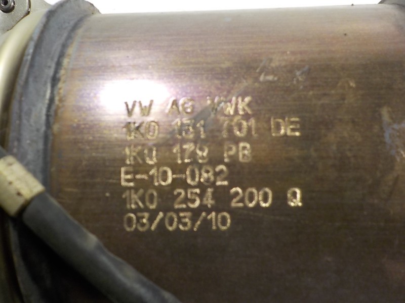 Recambio de catalizador para volkswagen golf vi (5k1) 1.4 16v tsi referencia OEM IAM 1K0254201HX 1K0131701DE 