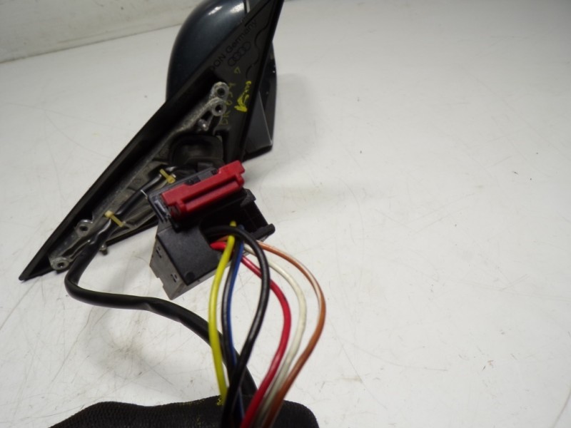 Recambio de espejo derecho para audi a4 ber. (b8) 2.0 16v tdi referencia OEM IAM 8T0857528DGRU  8K1857410E01C