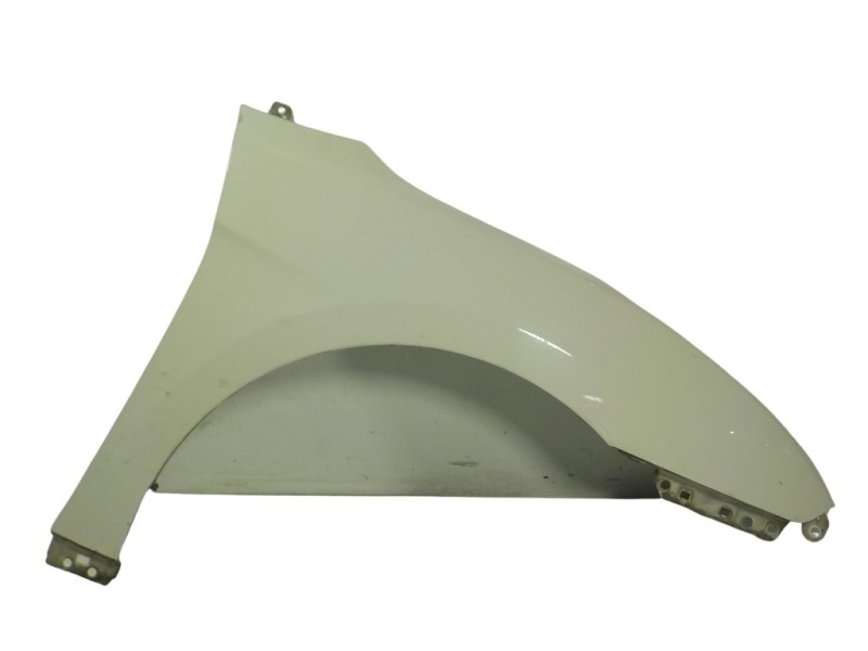 Recambio de aleta delantera derecha para hyundai i40 1.7 crdi cat referencia OEM IAM 663213Z000  