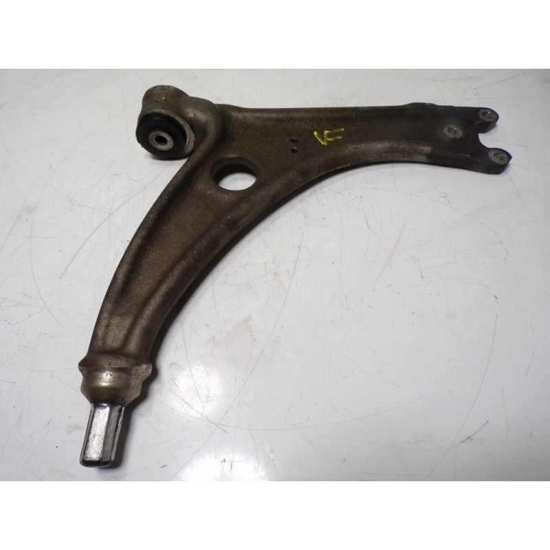 Recambio de brazo suspension inferior delantero derecho para volkswagen tiguan (5n1) 2.0 tdi referencia OEM IAM 3C0407151E  
