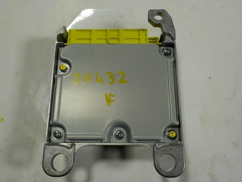 Recambio de centralita airbag para lexus is 300h referencia OEM IAM 8917053370 8917053370 