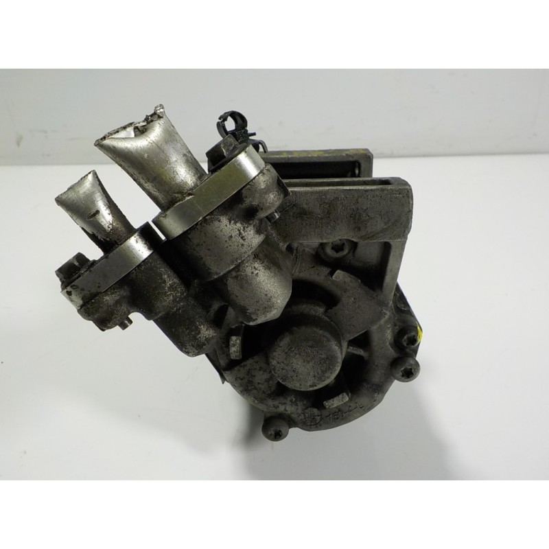 Recambio de compresor aire acondicionado para dacia sandero 1.5 dci diesel fap cat referencia OEM IAM  926009154R 