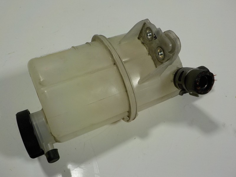 Recambio de deposito expansion para lexus is 300h referencia OEM IAM G91H030011  