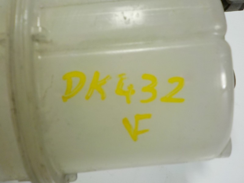 Recambio de deposito expansion para lexus is 300h referencia OEM IAM G91H030011  