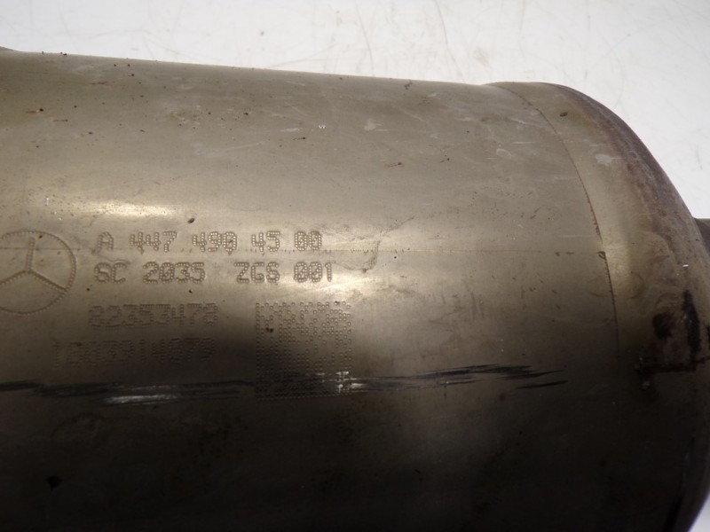 Recambio de catalizador para mercedes-benz vito kasten 2.1 cdi cat referencia OEM IAM  A4474900114 