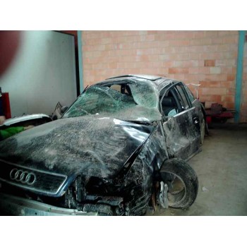 AUDI A6 BERLINA (4B2)