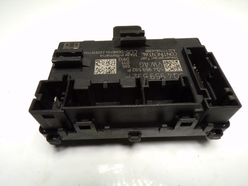 Recambio de modulo confort para cupra formentor 1.5 tsi referencia OEM IAM 5Q4959592P 5Q4959592P 