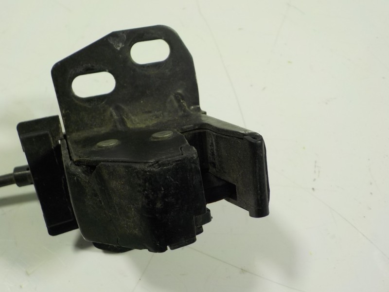 Recambio de cerradura puerta trasera derecha para renault kangoo z.e. referencia OEM IAM 8200497823  8200497822