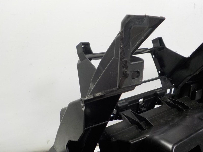 Recambio de salpicadero para volkswagen t-cross 1.0 tsi referencia OEM IAM 2GM857003E82V  2GM880204E