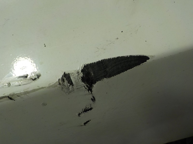 Recambio de paragolpes trasero para ford fiesta berlina (dx) 1.3 cat referencia OEM IAM   