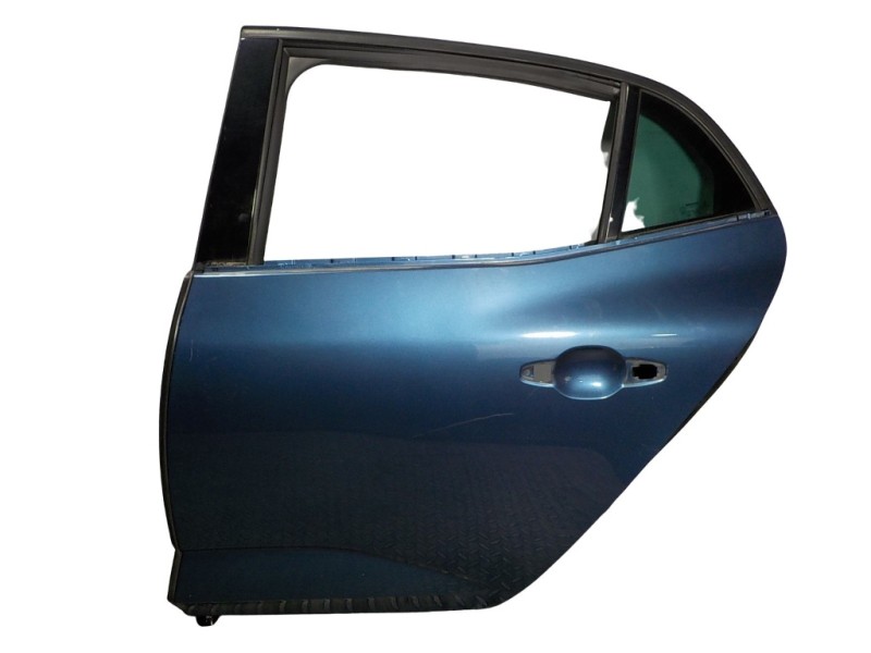 Recambio de puerta trasera izquierda para renault megane iv berlina 5p 1.2 tce energy referencia OEM IAM 821015121R  