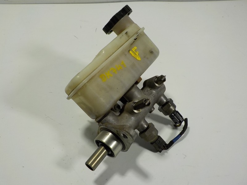 Recambio de bomba freno para ssangyong rodius 2.7 turbodiesel cat referencia OEM IAM  BM1110981 