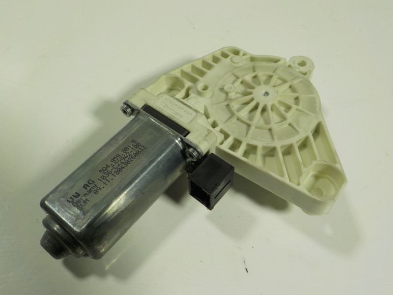 Recambio de motor elevalunas delantero izquierdo para volkswagen arteon (3h7) elegance referencia OEM IAM 4K0959801 5Q4959801B 