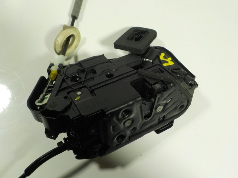 Recambio de cerradura puerta delantera izquierda para volkswagen arteon (3h7) elegance referencia OEM IAM 5NB837015E 5NA839016C 