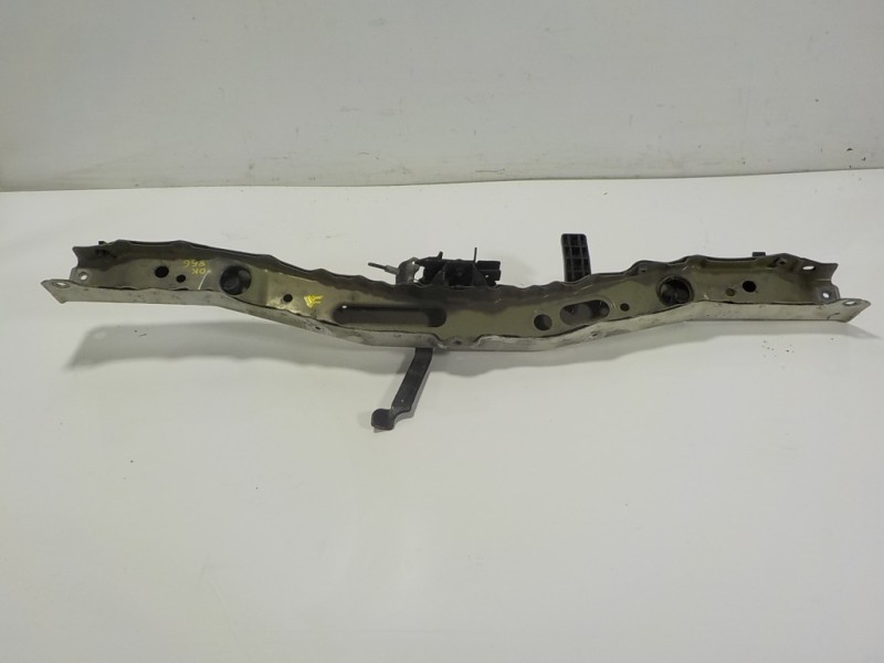 Recambio de frente delantero para toyota auris 1.4 turbodiesel cat referencia OEM IAM 5320502200  