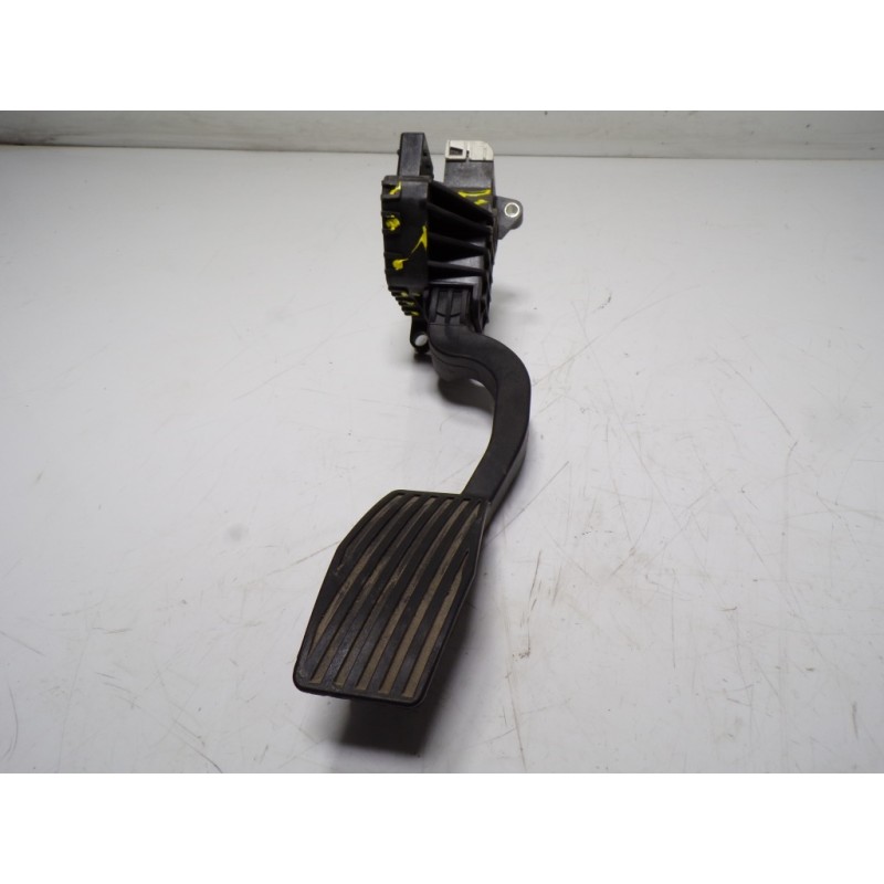 Recambio de potenciometro pedal para opel corsa e 1.4 referencia OEM IAM 13305804 13305804 