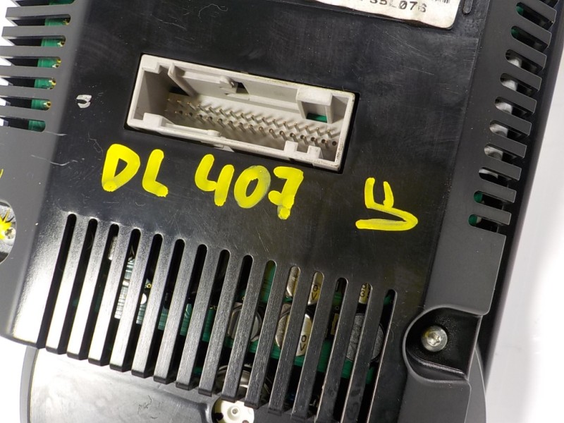 Recambio de cuadro instrumentos para audi a6 berlina (4f2) 2.0 tdi referencia OEM IAM  4F0920932 