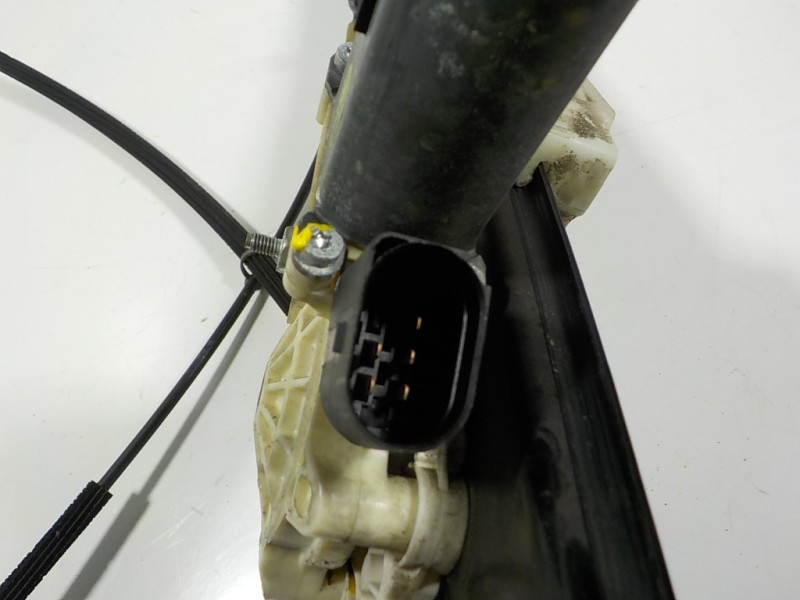 Recambio de elevalunas delantero izquierdo para bmw x5 (e70) xdrive40d referencia OEM IAM 51337166379 7166379 67627267691