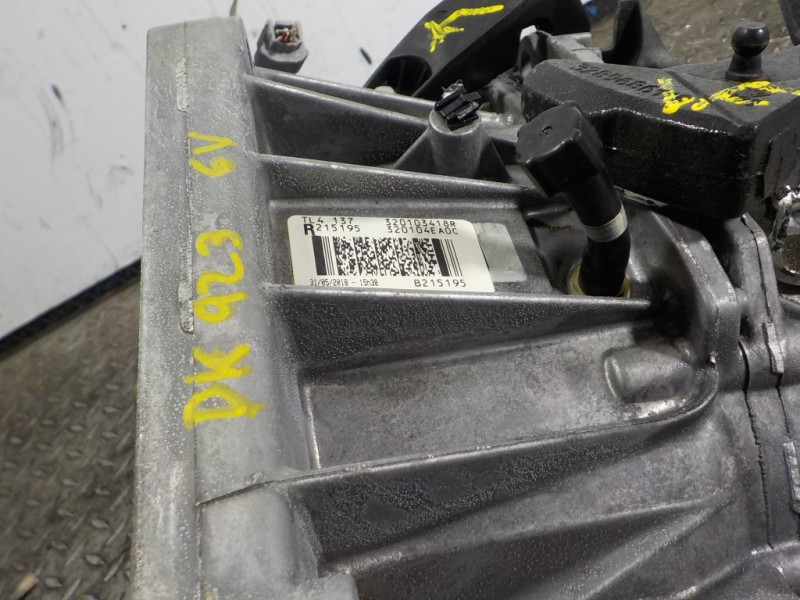 Recambio de caja cambios para nissan qashqai (j11) 1.2 16v cat referencia OEM IAM 320104EA0C TL4137 