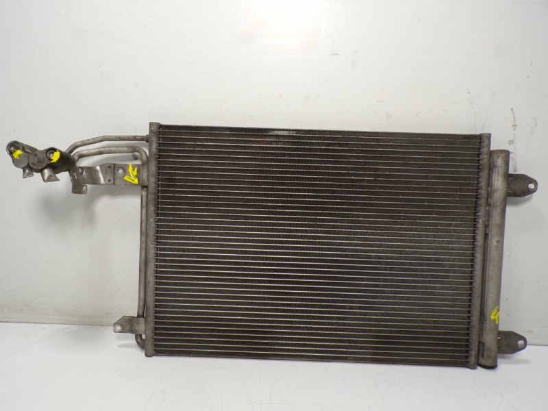 Recambio de condensador aire acondicionado para volkswagen golf vi (5k1) 1.6 tdi referencia OEM IAM 1K0820411AC 1K0820411N 