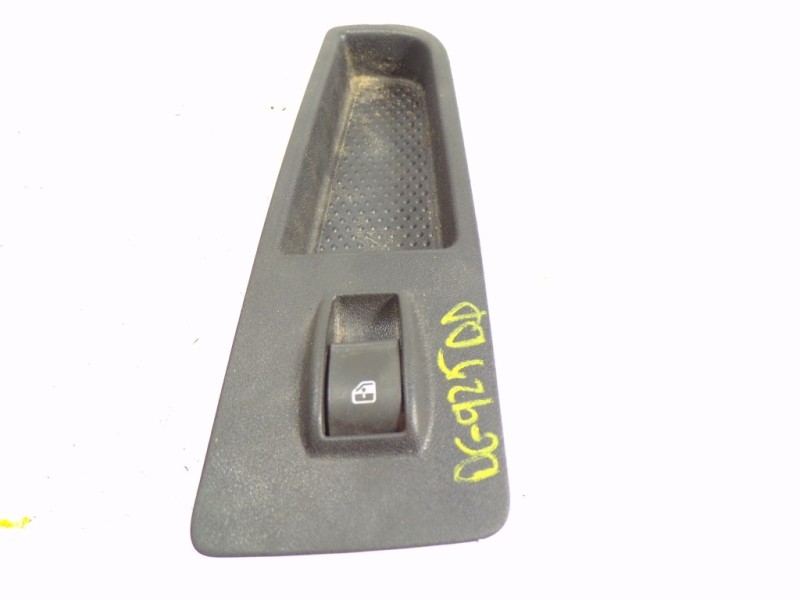 Recambio de mando elevalunas delantero derecho para fiat bravo (198) 1.6 jtdm 16v cat referencia OEM IAM 735441023  