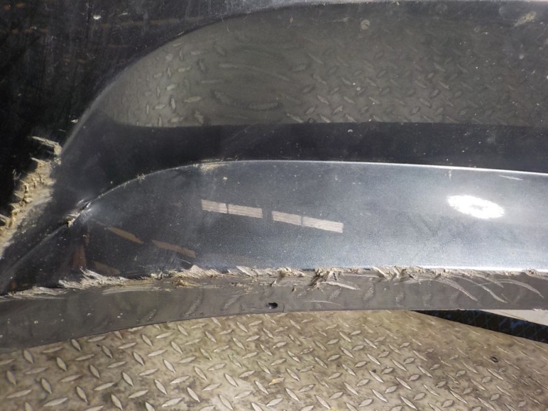 Recambio de paragolpes trasero para skoda fabia combi 1.0 tsi referencia OEM IAM 6V9807421F  