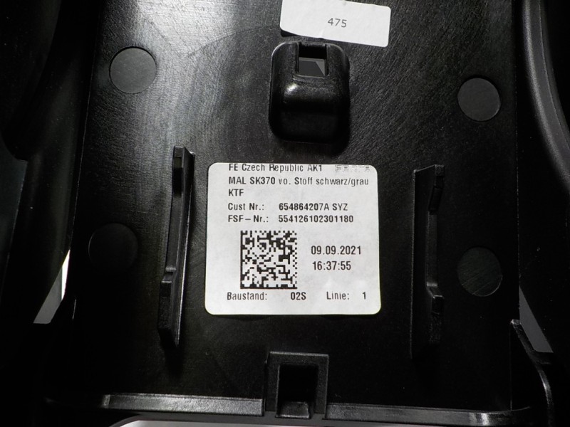 Recambio de apoyabrazos central para skoda kamiq (nw4) 1.0 tsi referencia OEM IAM 654864207ASYZ 654864207A 