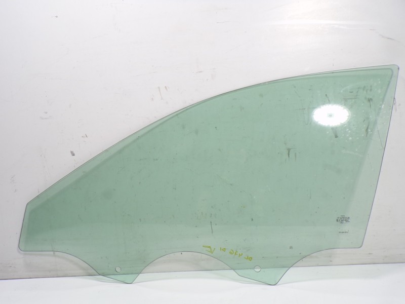 Recambio de cristal puerta delantero izquierdo para seat leon sportstourer (kl8) style referencia OEM IAM 5FA845201A  