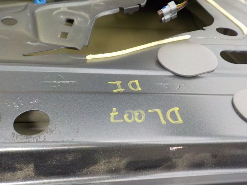 Recambio de puerta delantera izquierda para peugeot 508 sw 1.6 e-hdi fap referencia OEM IAM 9677684980  