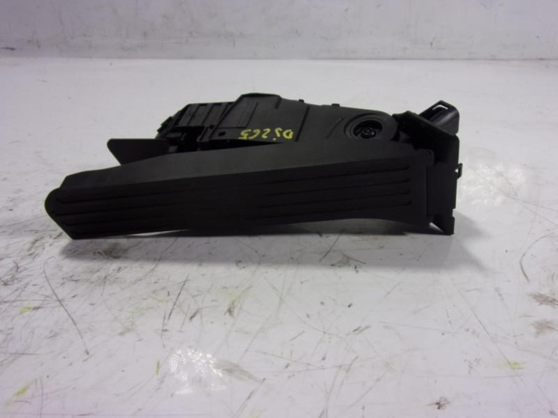 Recambio de potenciometro pedal para seat alhambra (711) 2.0 tdi referencia OEM IAM 1K1721503BE 1K1721503BD 6510100302