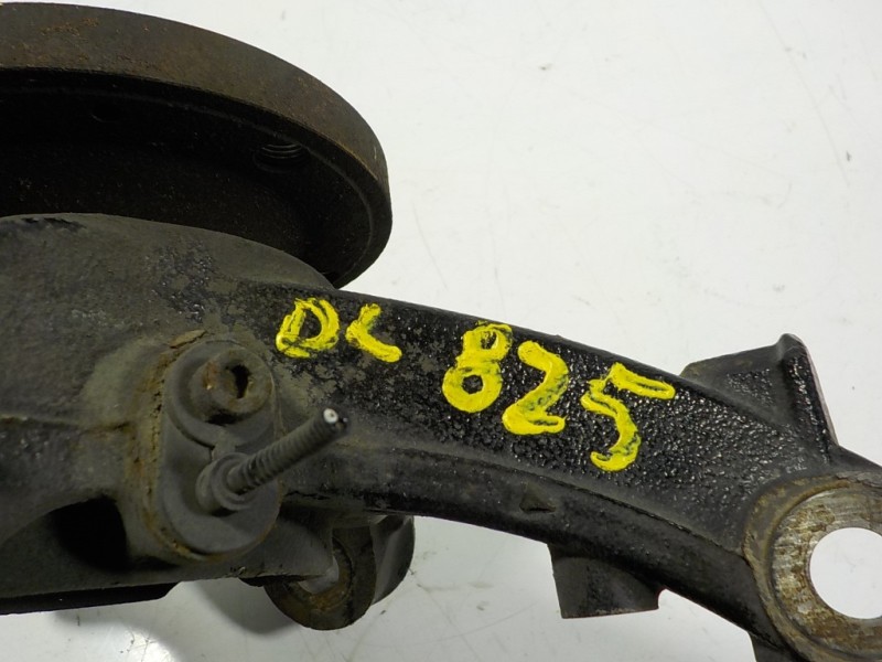 Recambio de mangueta delantera derecha para peugeot 308 sw 1.5 blue-hdi fap referencia OEM IAM 1610138080  