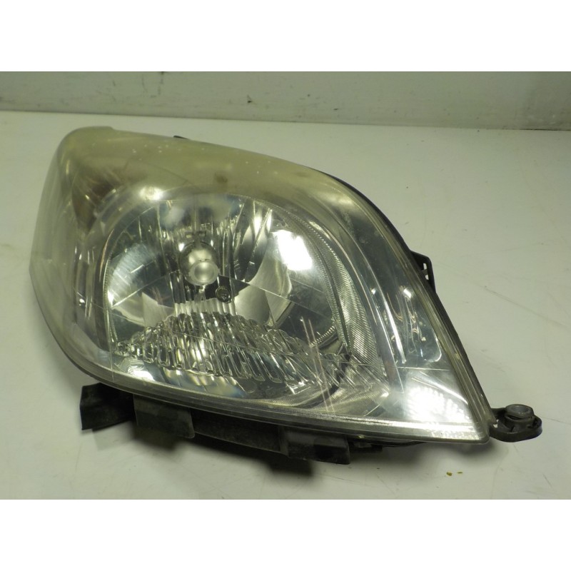 Recambio de faro derecho para fiat fiorino 1.3 16v jtd cat referencia OEM IAM  45560393 